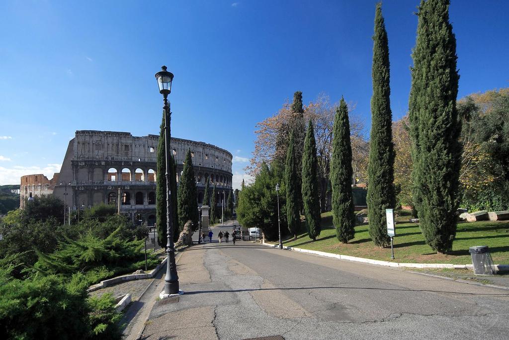 Colosseum B Rzym Zewnętrze zdjęcie